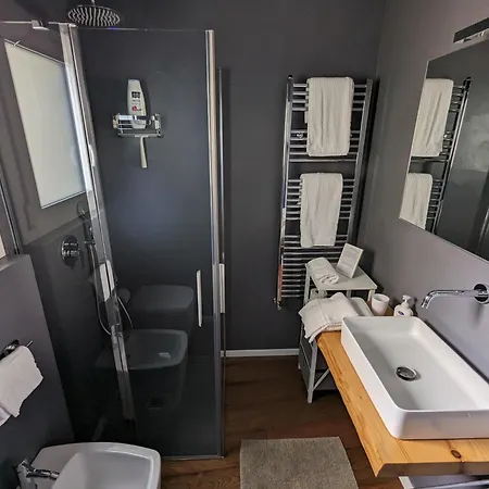 Tophouse Centro 3*
