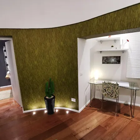 Tophouse Centro Guest house