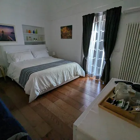 Guest house Tophouse Centro 3*